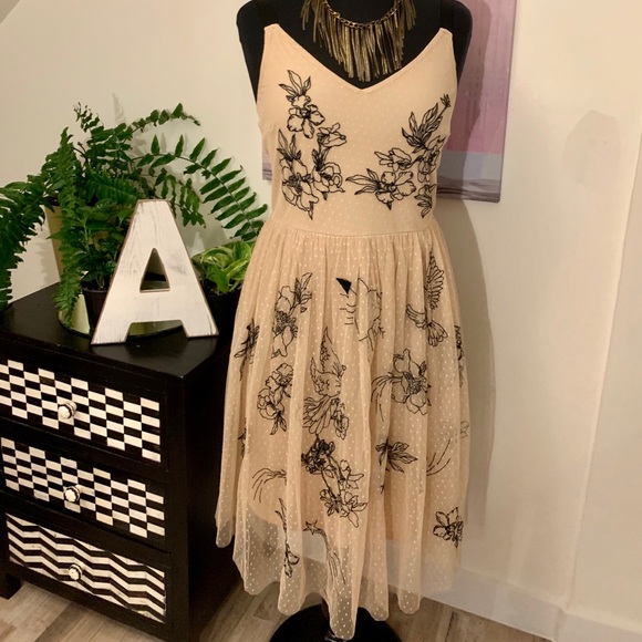 Dex Dresses & Skirts - 🆕 Dex | Tulle Embroidered Midi Dress